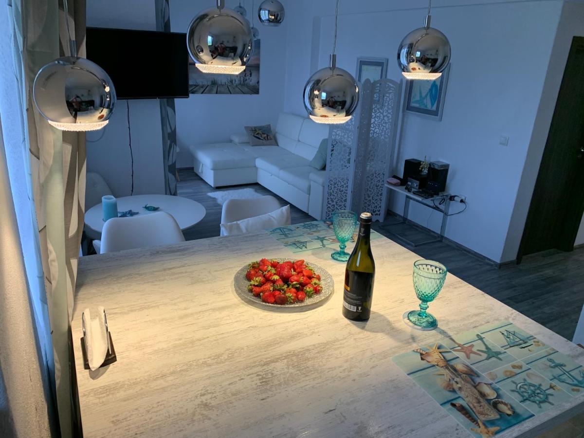 Oasis By The Sea Apartamento Primorsko Exterior foto